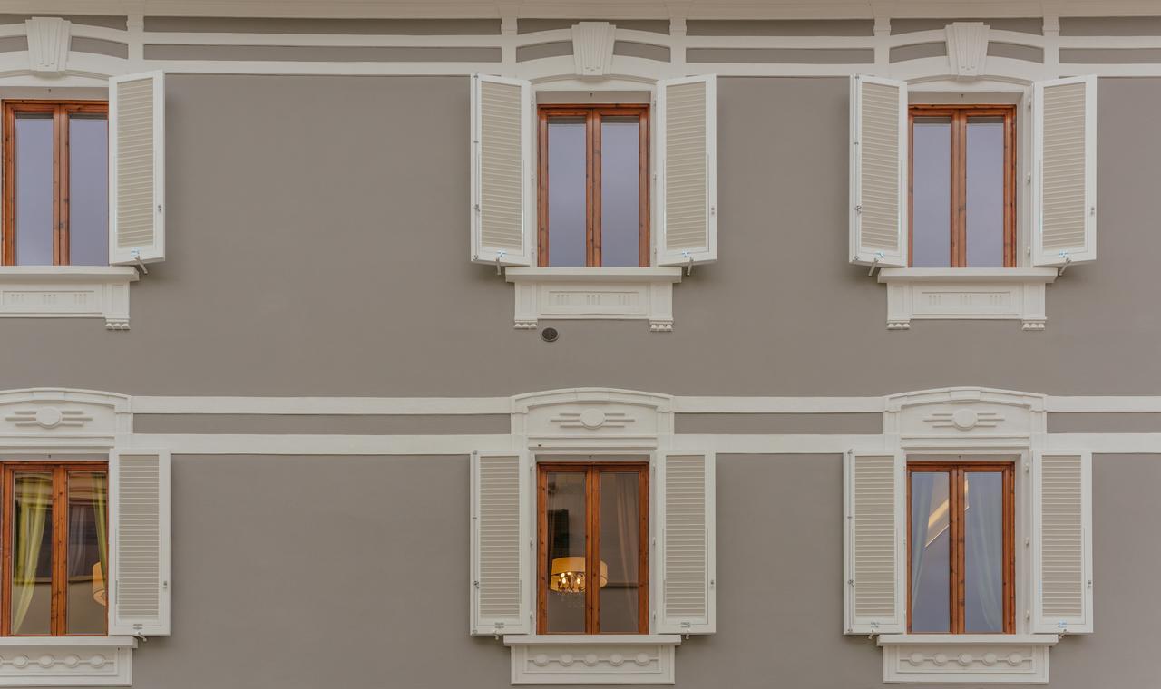 אפרטהוטל אמפולי Residenza Cavour מראה חיצוני תמונה