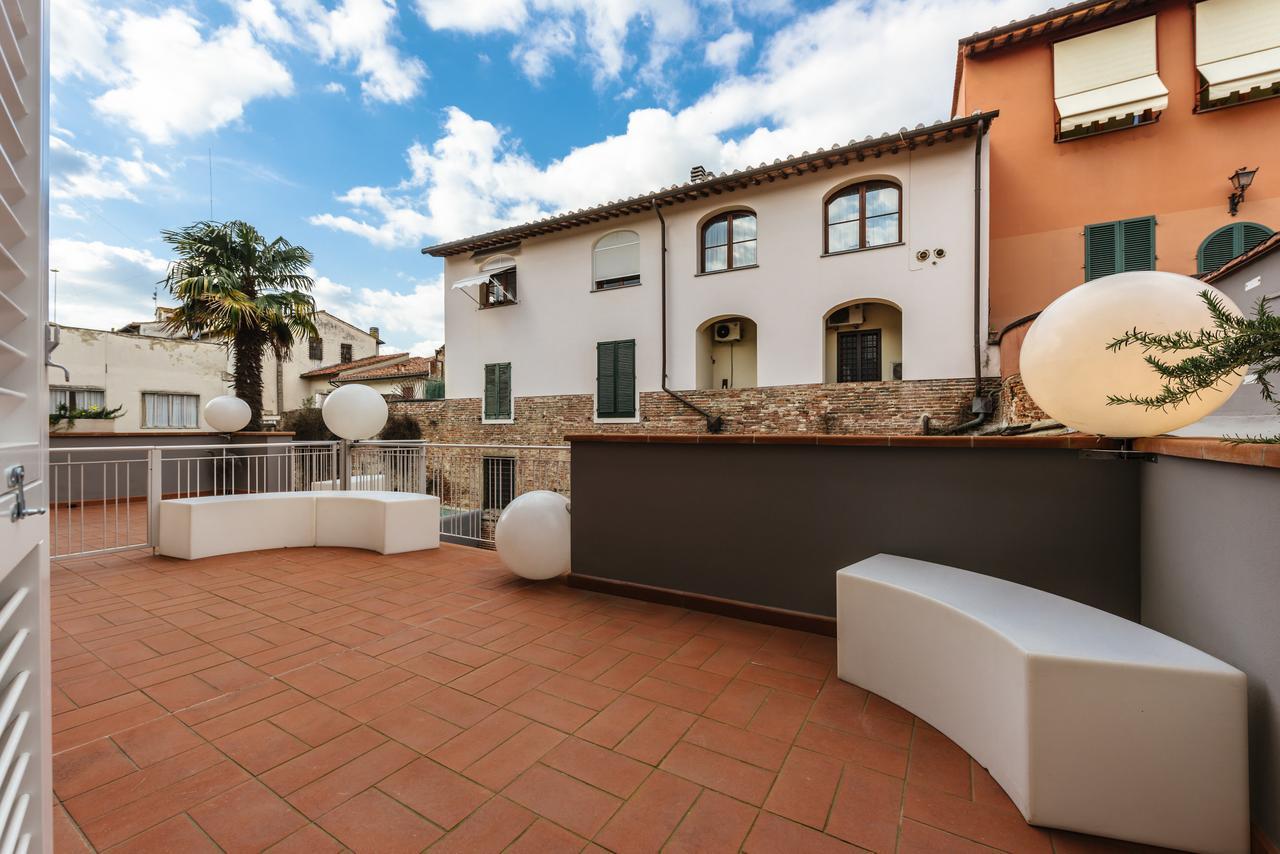 אפרטהוטל אמפולי Residenza Cavour מראה חיצוני תמונה