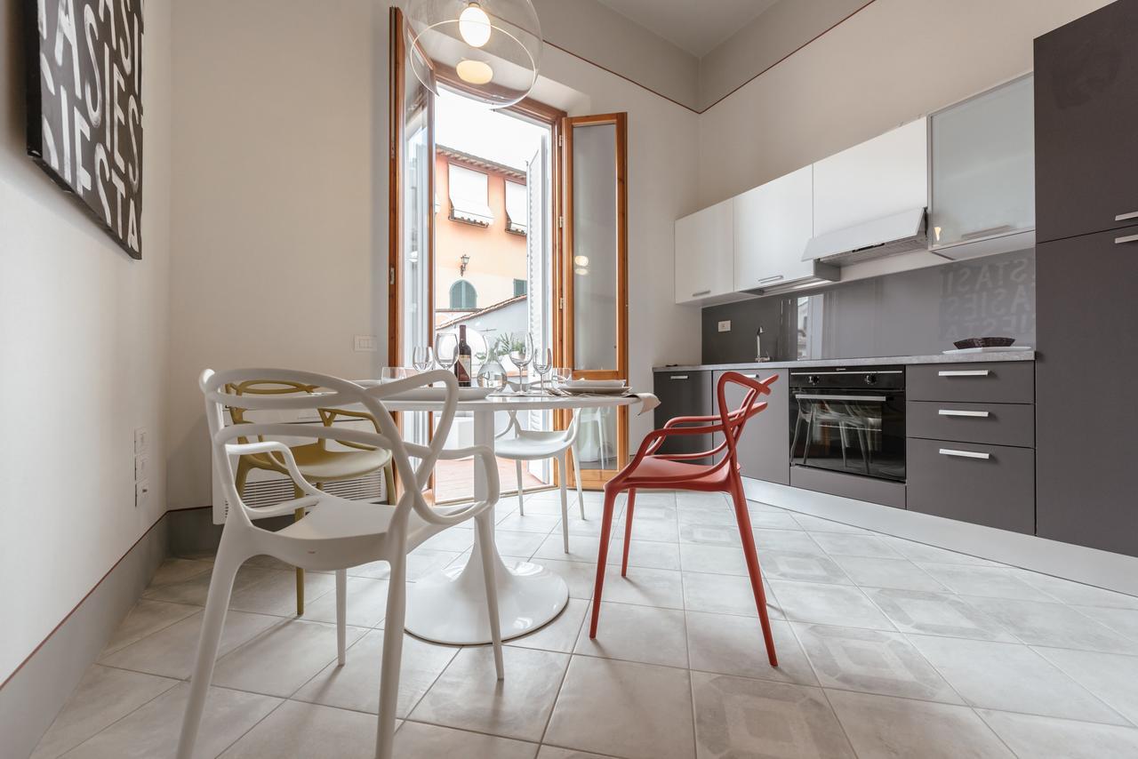 אפרטהוטל אמפולי Residenza Cavour מראה חיצוני תמונה