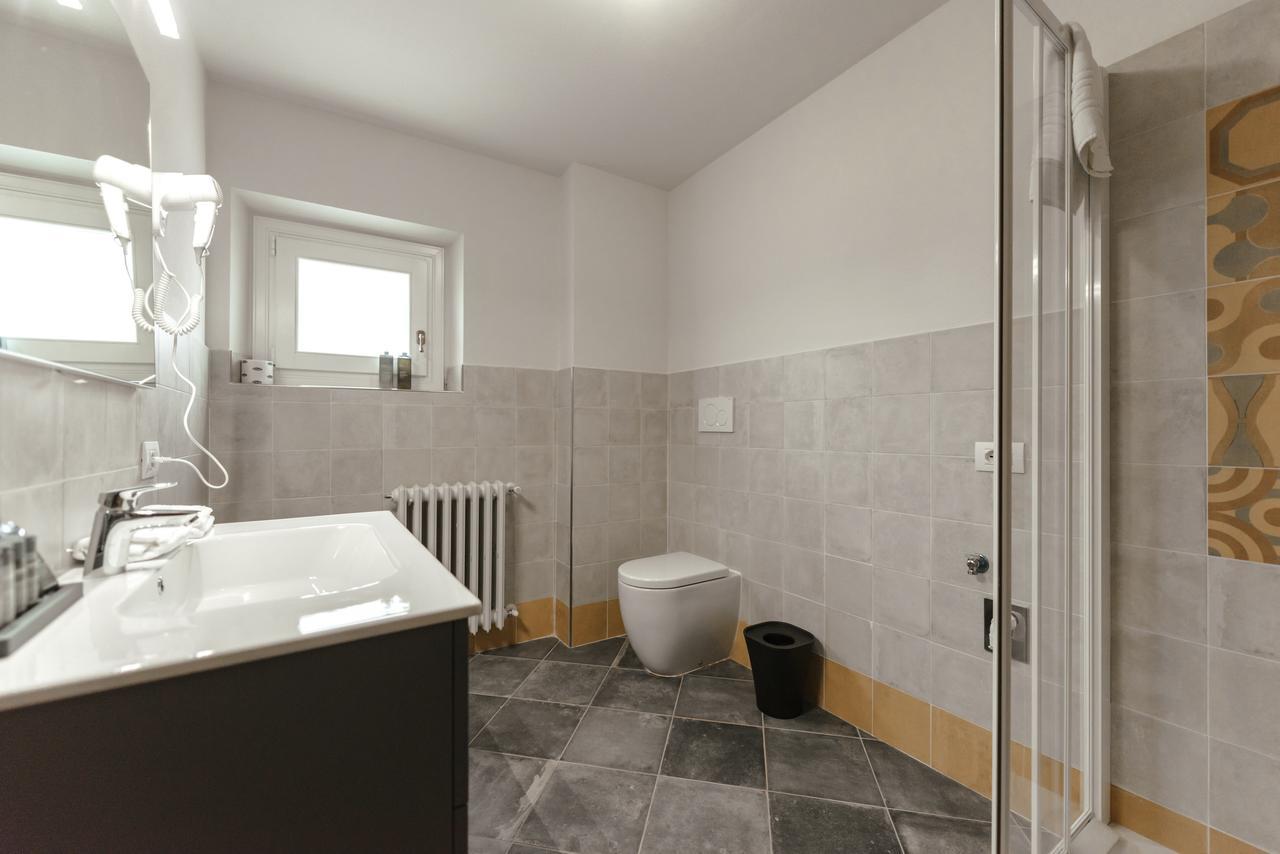 אפרטהוטל אמפולי Residenza Cavour מראה חיצוני תמונה