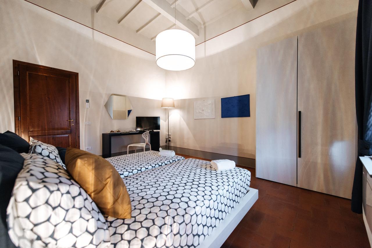 אפרטהוטל אמפולי Residenza Cavour מראה חיצוני תמונה