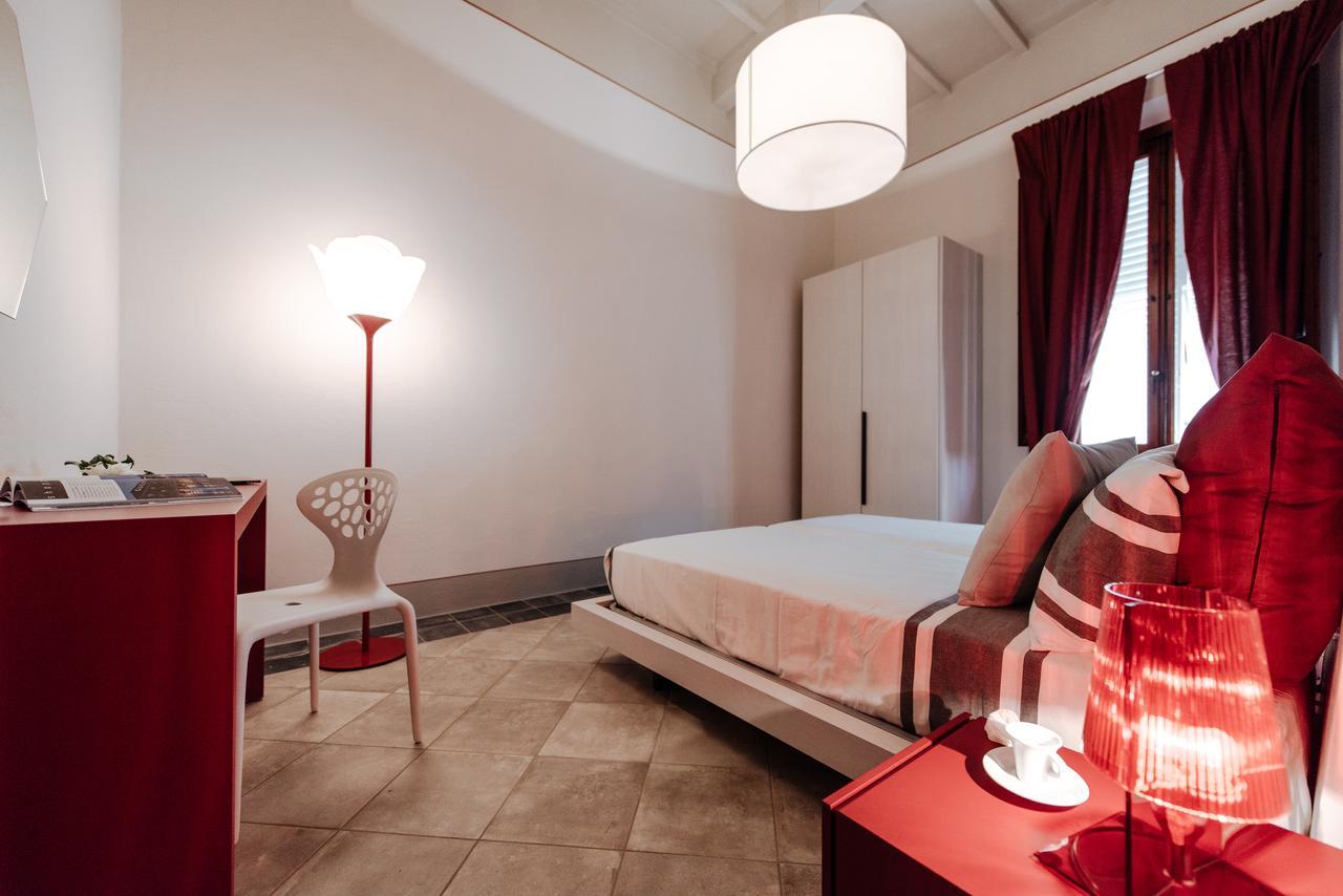 אפרטהוטל אמפולי Residenza Cavour מראה חיצוני תמונה